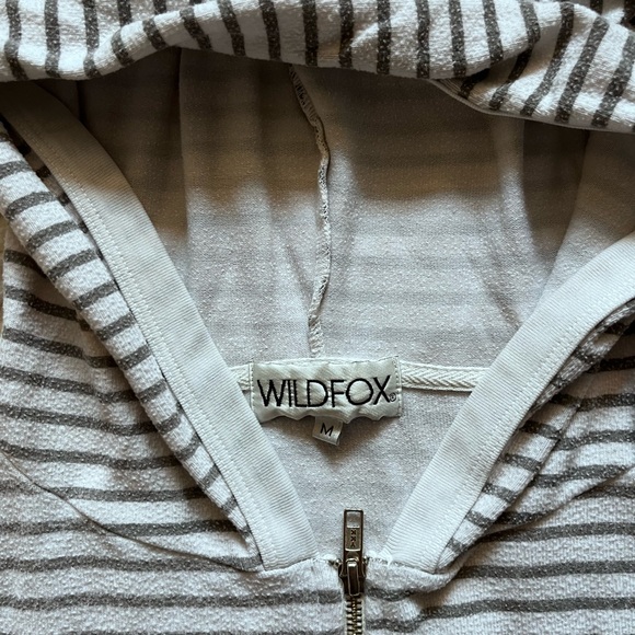 WILDFOX Womens M sweatshirt full zip - Picture 2 of 3